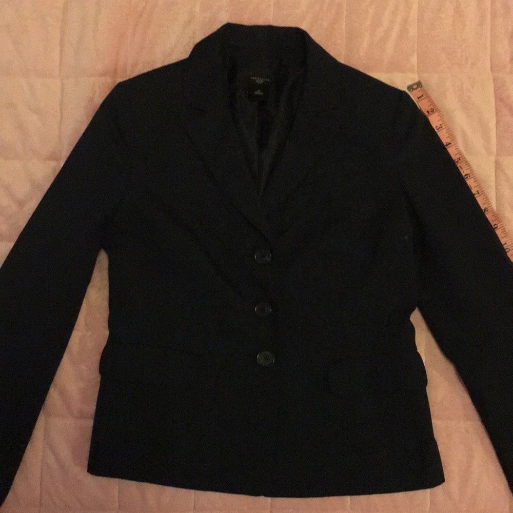 Ann Taylor navy blue blazer